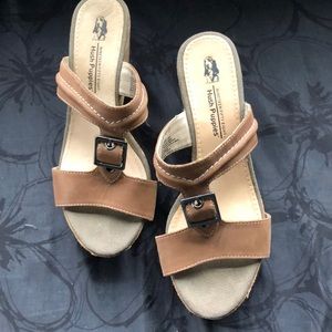 Hush Puppies leather wedge sandals Size 8